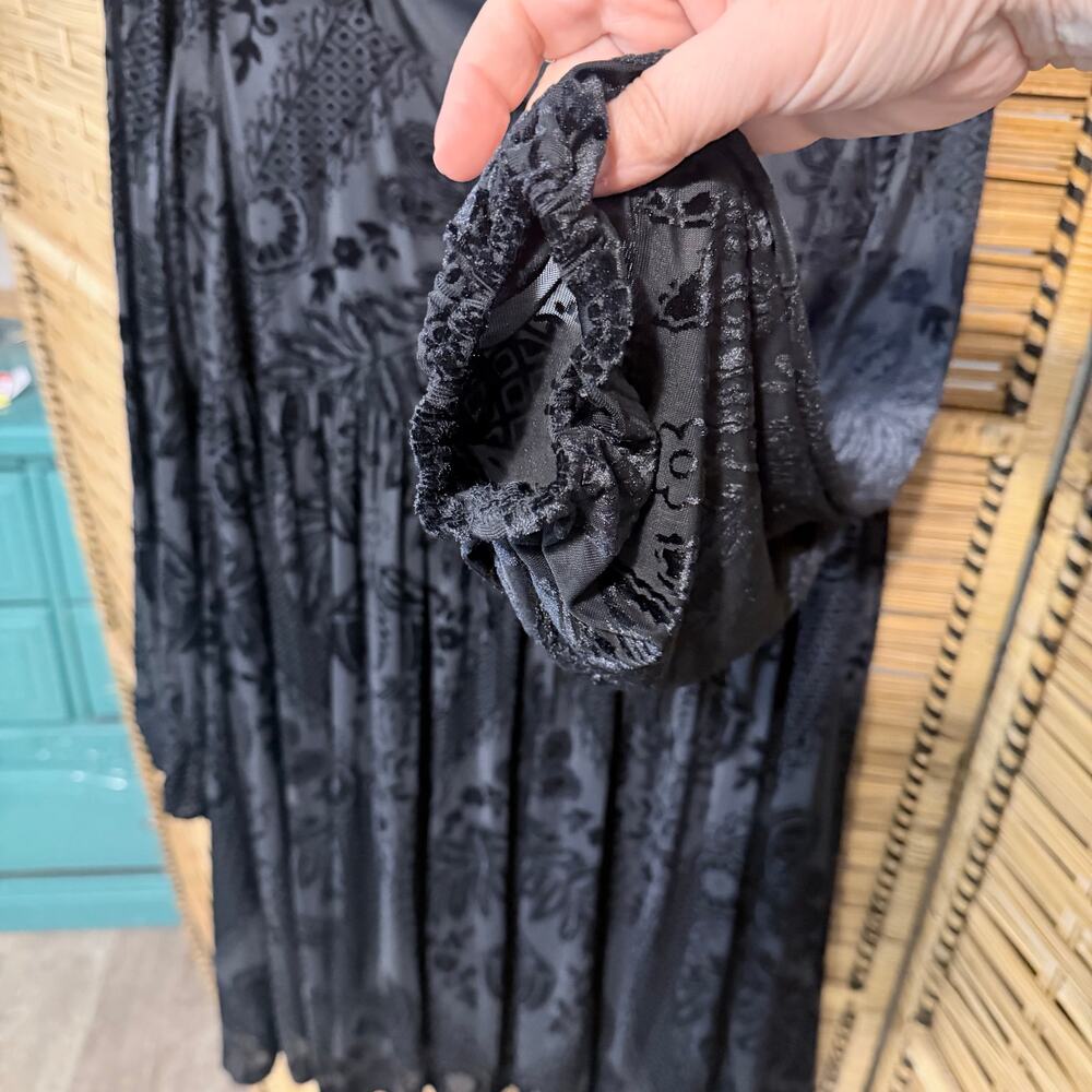 Easel Black Velvet Burnout Boho Babydoll Dress Long Sleeve NWT Large gothic dark - Picture 7 of 9